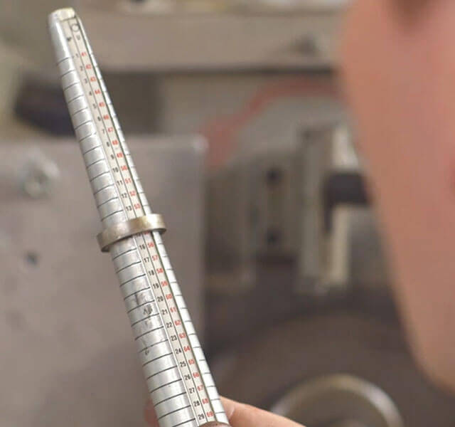 Ændring af størrelsen på en ring